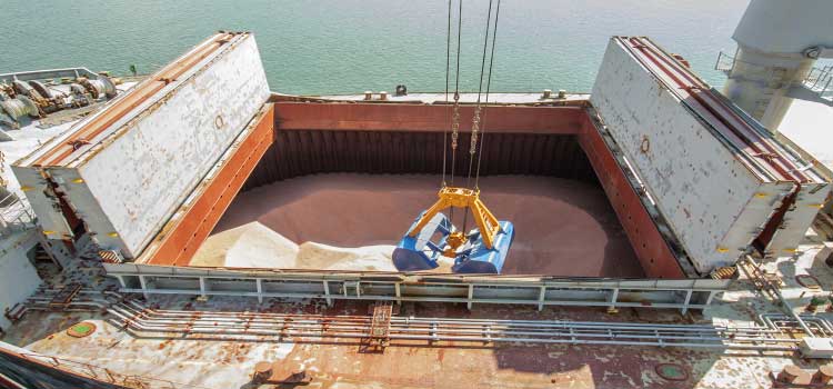 PARANA: Importação de fertilizantes segue em alta nos portos do estado