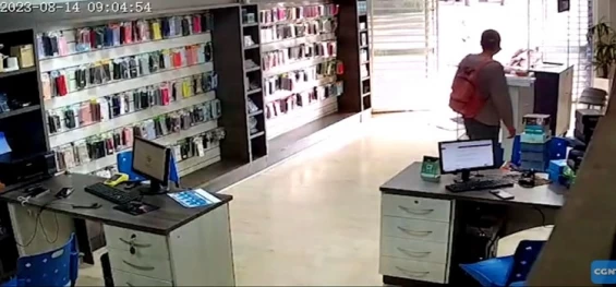 PARANÁ: Vídeo mostra ladrões realizando assalto em empresa de celulares em Nova Aurora.
