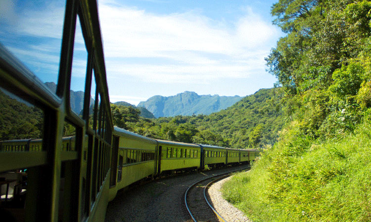 Passeio de trem do Paraná é eleito um dos melhores do mundo por editora britânica