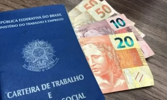 Pesquisa da Serasa Experian aponta que 53% dos trabalhadores brasileiros não fecham as contas no fim do mês