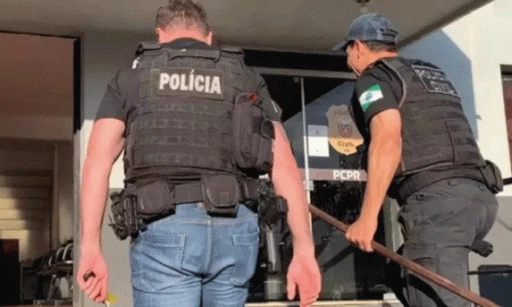 POLICIAL: Operação desarticula tráfico de drogas nos bairros Interlagos e São Cristóvão de Cascavel; três são presos.