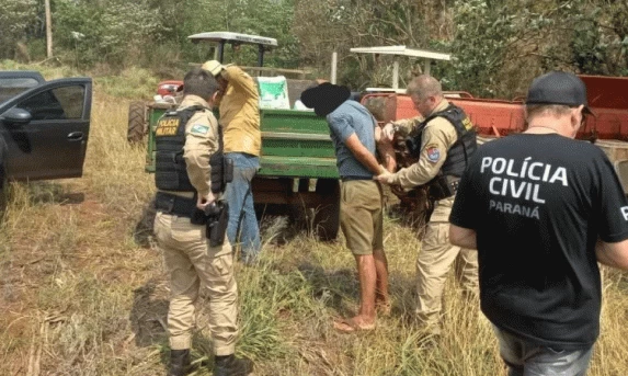 Polícias Civil e Militar de Quedas do Iguaçu prendem dois homens em tentativa de invasão de terra