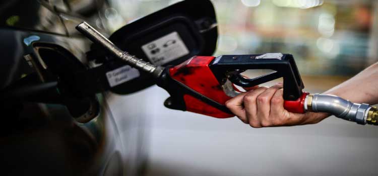 POLÍTICA: Congresso aprova PLN que facilita redução de preços dos combustíveis.