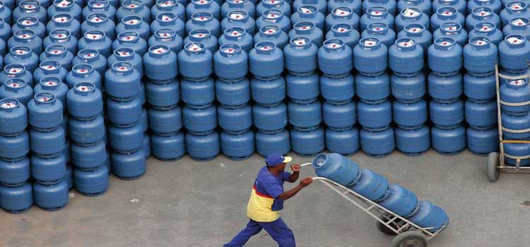 POLÍTICA: Congresso aprova verba para auxílio gás