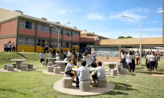 Prazo para se candidatar à diretoria de escolas estaduais é prorrogado até 18 de agosto