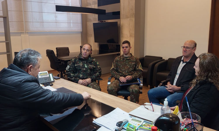 Prefeito Ronaldo Cazella é empossado como Presidente da Junta de Serviço Militar de Guaraniaçu.