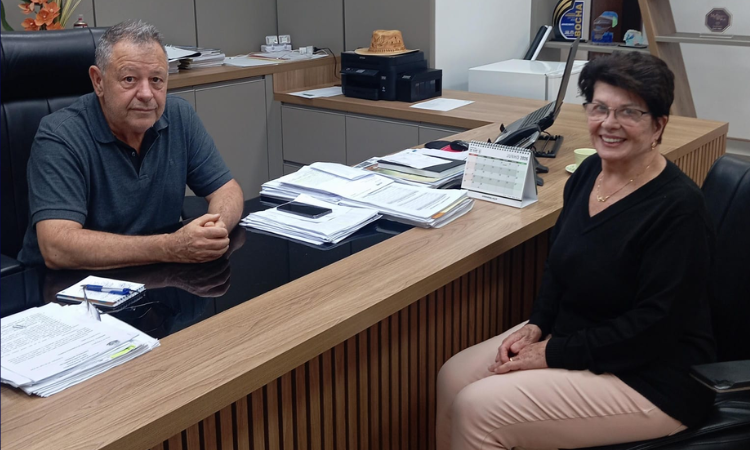 Prefeito Ronaldo Cazella recebe visita institucional da ex-prefeita Ana Neoli dos Santos