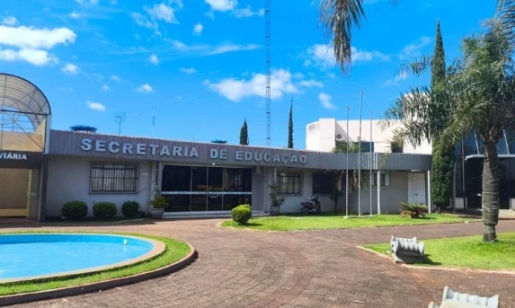 Prefeitura de Guaraniaçu, convoca classificados em teste Seletivo para assumir cargos de Professores Temporários e Monitores Escolares.