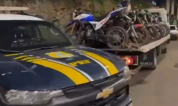 PRF apreende 25 motocicletas durante operação na Ponte da Amizade
