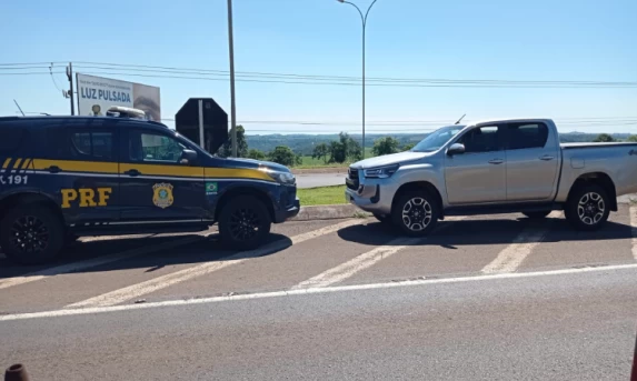 PRF de Catanduvas recupera Caminhonete HILLUX de Cascavel, furtada em Itapoá/SC