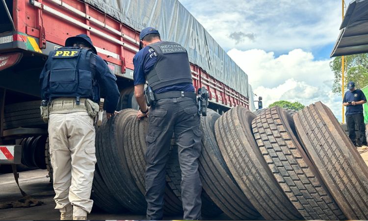 PRF flagra contrabando de pneus em borracharia de Cascavel