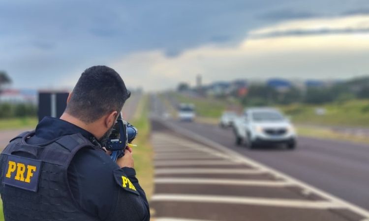 PRF REGISTRA TRÊS ACIDENTES E NENHUMA MORTE DURANTE OPERAÇÃO INDEPENDÊNCIA EM CASCAVEL E REGIÃO