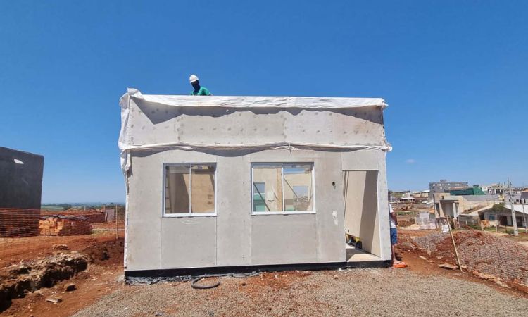 PRIMEIRA CASA PÓS-TORNADO EM RIO BONITO DO IGUAÇU ESTÁ QUASE PRONTA