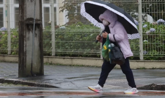 Primeira semana de junho tem chuva moderada em todo o Paraná