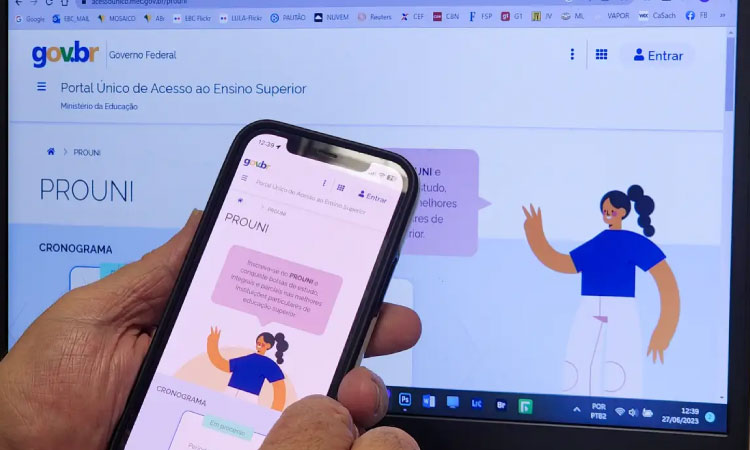 Prouni: convocados da lista de espera devem entregar dados até sexta