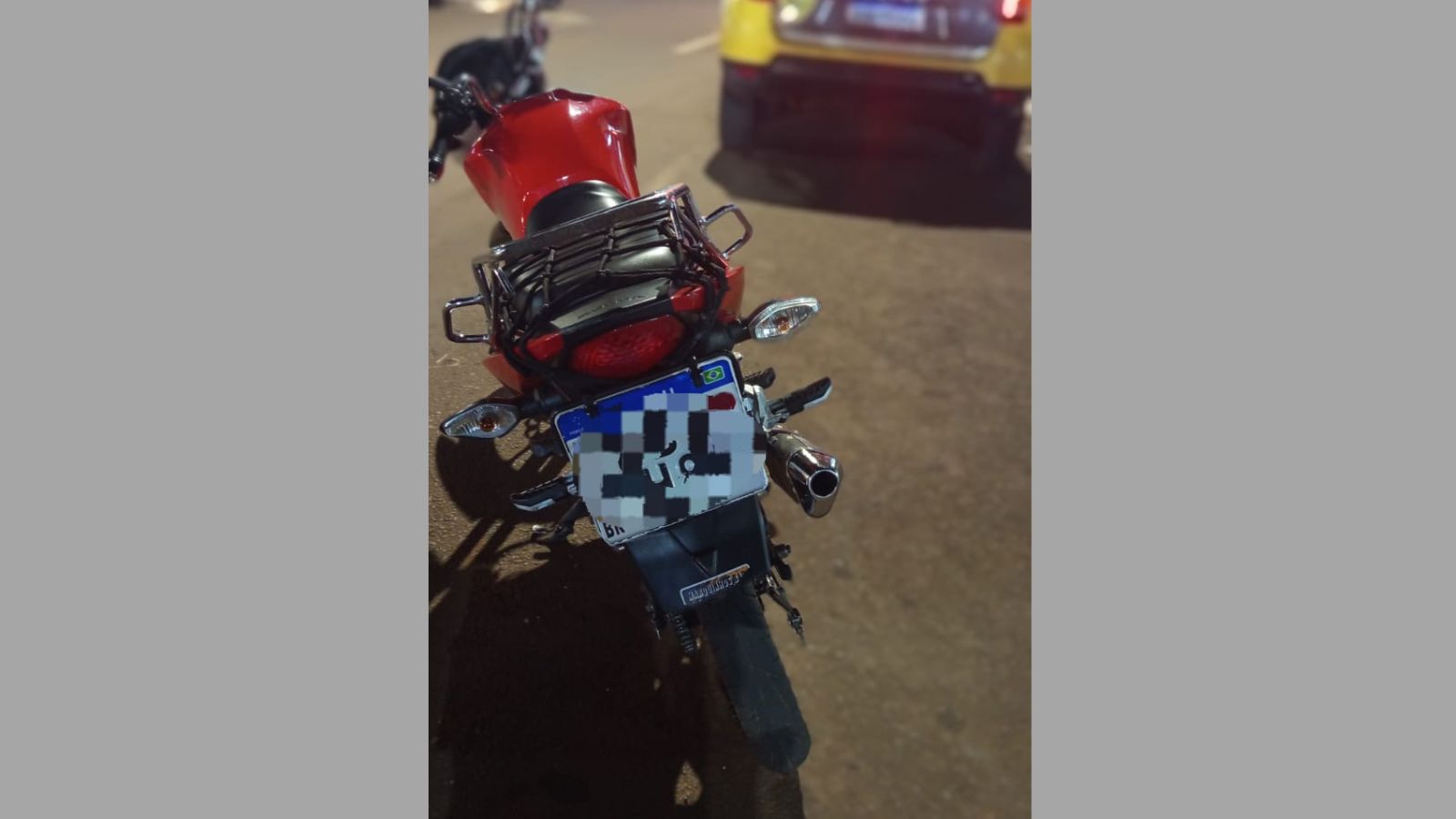 Quedas do Iguaçu: Operação da PM resulta em recolhimento de moto e notificações por irregularidades de trânsito