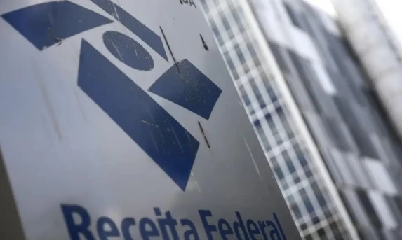 Receita paga nesta segunda-feira último lote de restituição do Imposto de Renda 2026