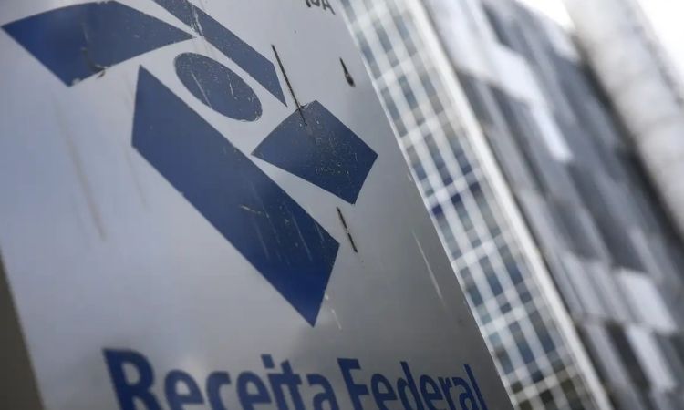 Receita paga nesta segunda-feira último lote de restituição do Imposto de Renda 2026