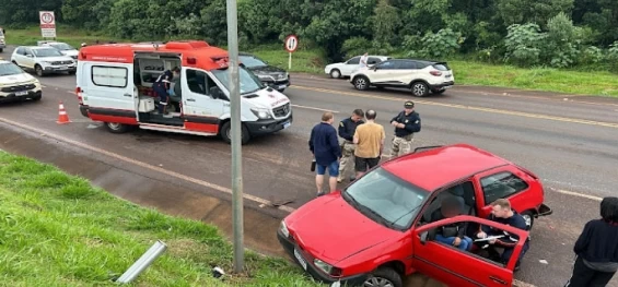 Recém-Habilitada: Compra de carro em Cascavel termina em colisão no mesmo dia, na BR-277.