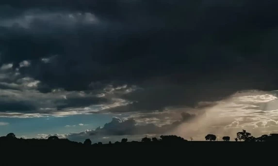 Rio Grande do Sul terá chuva intensa e ventos de até 100 km/h com avanço de ciclone