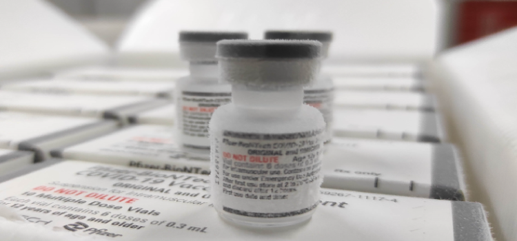 SAÚDE: Paraná recebe terceira remessa de vacinas bivalentes contra a Covid-19.