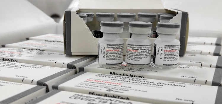 SAÚDE: Paraná recebe as primeiras doses da vacina bivalente contra a Covid-19.