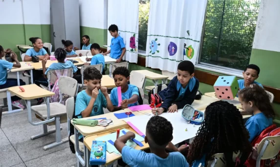 Saúde Pública: Vigilância Sanitária interdita e reabre Restaurante Universitário da UTFPR após intoxicação alimentar de 80 estudantes