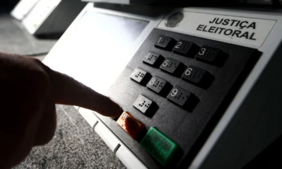 Segurança e Cidadania: Pesquisa revela que 6 em cada 10 brasileiros temem violência por motivação política