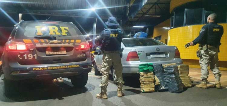 SEGURANÇA PÚBLICA: PRF apreende maconha, arma de fogo, medicamentos, eletrônicos e cigarros e prende seis no Paraná.