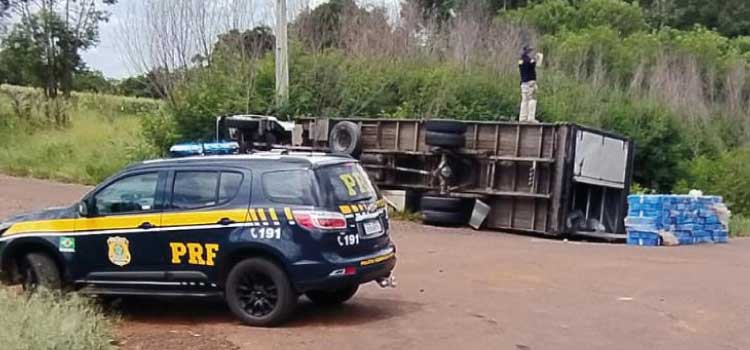 SEGURANÇA PÚBLICA: PRF encontra caminhão carregado com 1,6 tonelada de maconha tombado no Paraná.