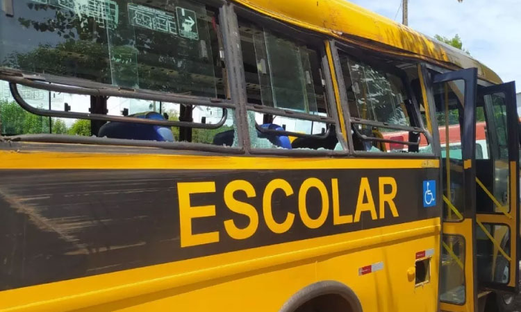 Sete crianças ficam feridas em acidente com ônibus escolar em Coronel Vivida