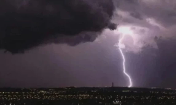 Simepar e Inmet emitem alerta para novas tempestades em todo o Paraná até sexta-feira