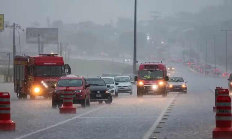 Sul e Sudeste terão dia de chuva, trovoadas e possibilidade de tempestades