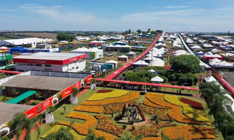 Trabalhadores e visitantes seguem para o último dia da 37ª edição do Show Rural Coopavel