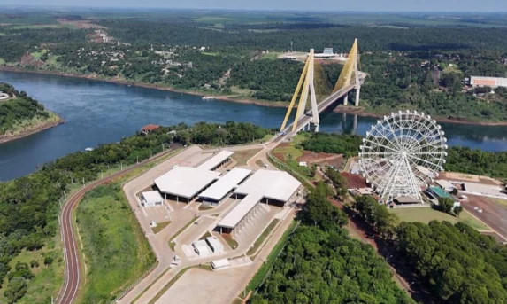 Tráfego de carros de passeio é liberado na Ponte da Integração entre Foz do Iguaçu e o Paraguai