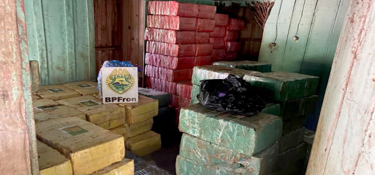 TRÁFICO: BPFRON apreende mais de três toneladas de drogas em Diamante D’Oeste.