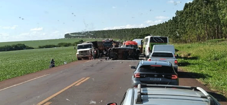 TRÂNSITO: Grave acidente de trânsito registrado na BR-163 e deixa um morto e dois feridos.
