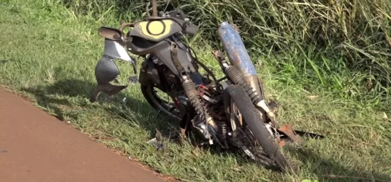 TRÂNSITO: Motociclista morre em grave acidente na BR-277 entre Santa Terezinha e São Miguel.