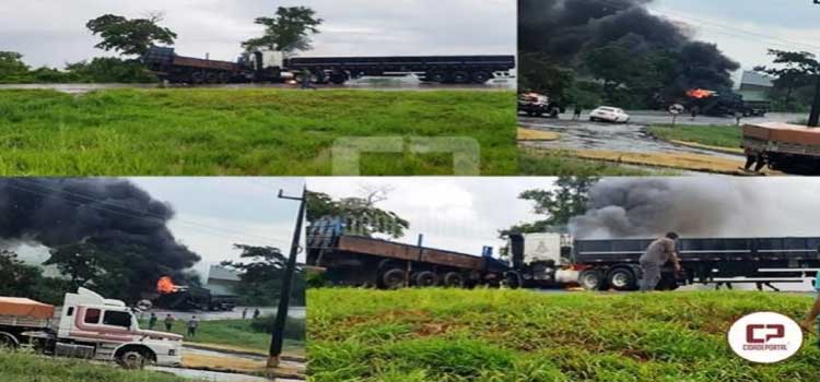 TRÂNSITO: Dois caminhões colidem de frente na BR-369, em Ubiratã