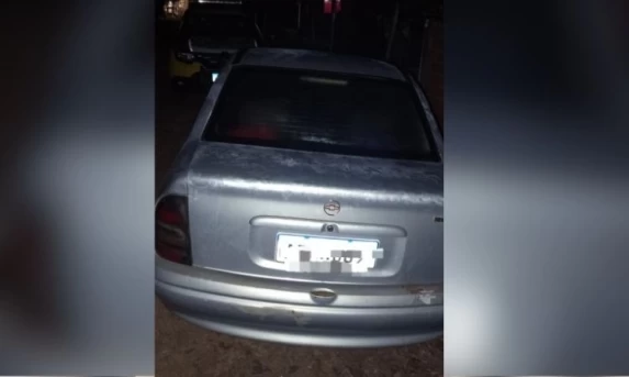 Veículo furtado é recuperado pela Polícia Militar em Quedas do Iguaçu