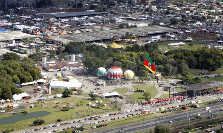 Vendas de máquinas na Expointer 2025 caem em relação ao ano passado